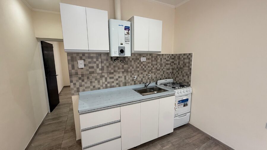 EN VENTA DEPARTAMENTO A ESTRENAR, 1 DORM SOBRE AV RAMIREZ AL 4700, IDEAL P/INVERSION.