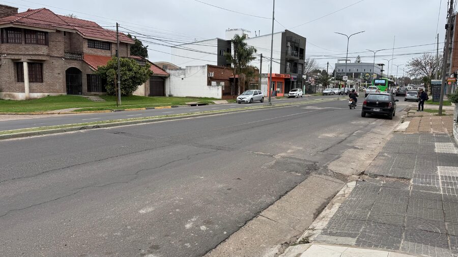 EN VENTA DEPARTAMENTO A ESTRENAR, 1 DORM SOBRE AV RAMIREZ AL 4700, IDEAL P/INVERSION.