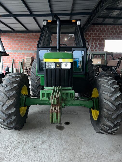 Tractor John Deere 6300