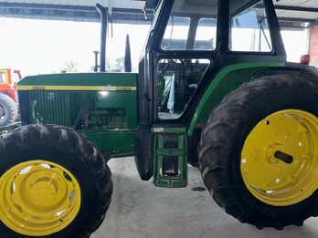 Tractor John Deere 6300