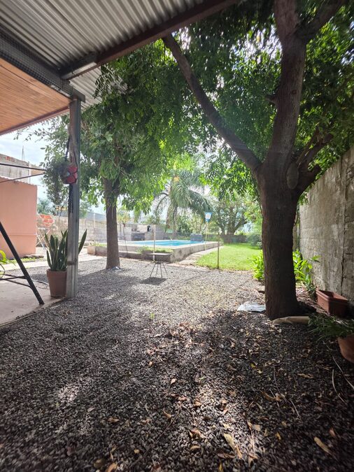 Casa quinta Aldea Maria Luisa, hermosa.-