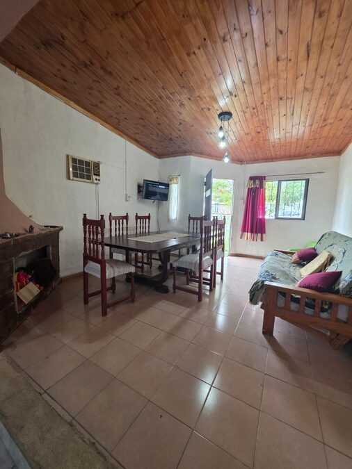Casa quinta Aldea Maria Luisa, hermosa.-