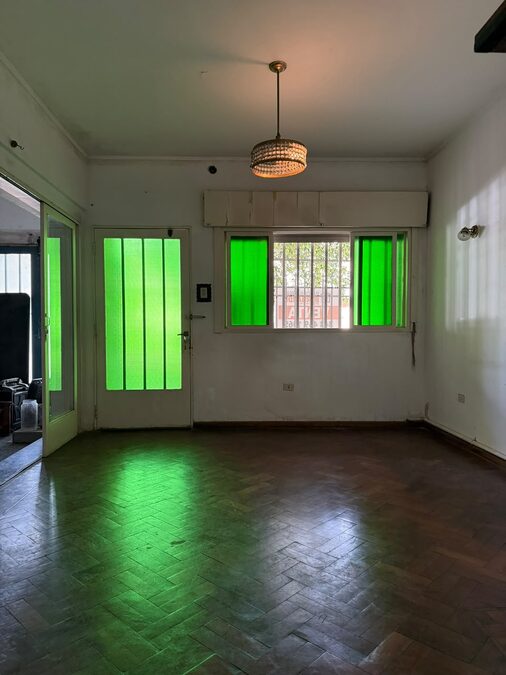 Casa dentro de Bv calle Victoria 481.-