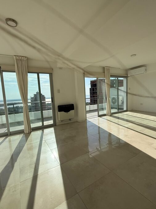 Penthouse zona parque, hermosa vista.-