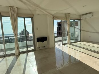 Penthouse zona parque, hermosa vista.-