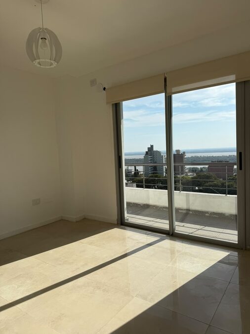 Penthouse zona parque, hermosa vista.-