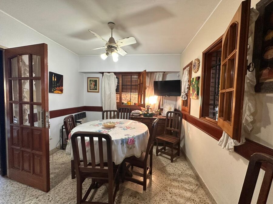 ✅VENDO/PERMUTO CHALET 3 DOR, 4 BAÑOS, PILETA U$D 295.000🔥