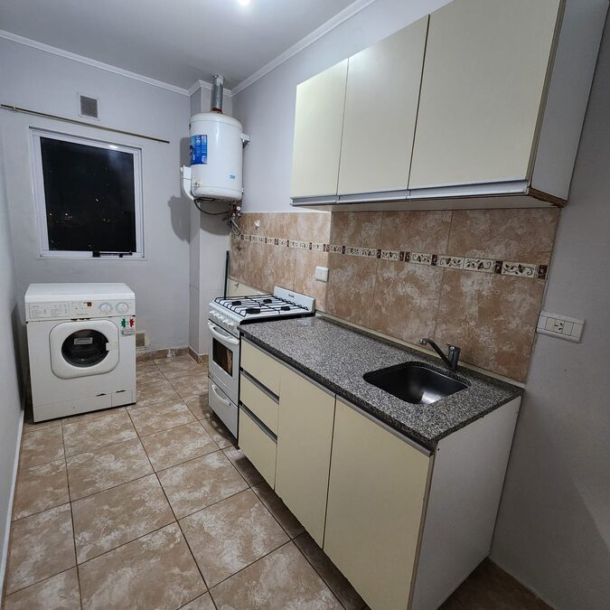 Se Alquila Departamento 1 Dormitorio amoblado en ORO VERDE