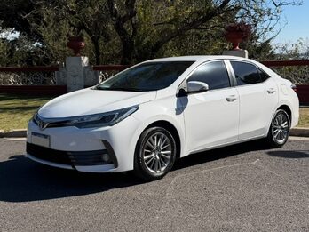 VENDO COROLLA 2017