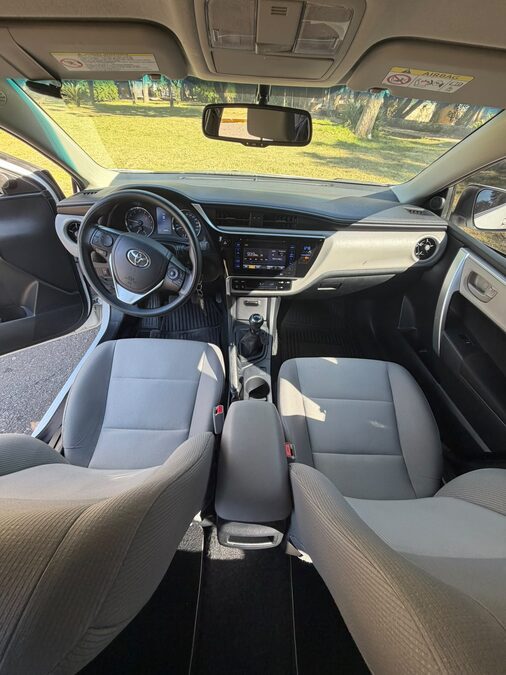 VENDO COROLLA 2017