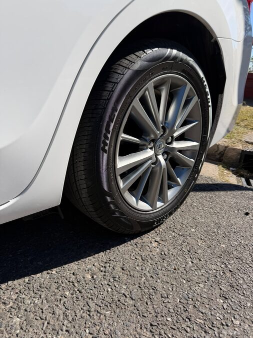 VENDO COROLLA 2017