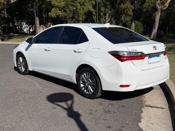 VENDO COROLLA 2017
