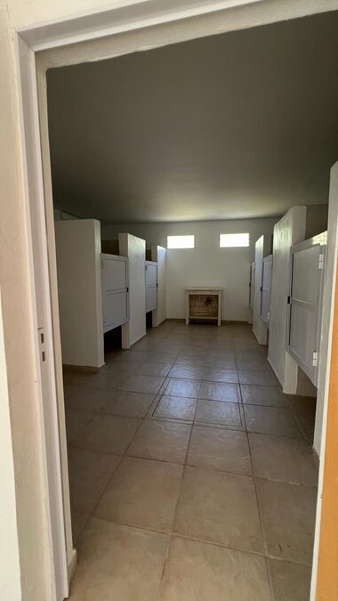 Camino Cuchilla Grande 3017 / Gran salon + casa