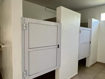 Camino Cuchilla Grande 3017 / Gran salon + casa