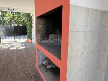 Camino Cuchilla Grande 3017 / Gran salon + casa