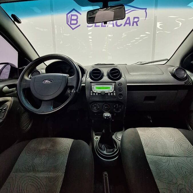 FORD FIESTA MAX 1.6L - 2010 - 193.000 KMS