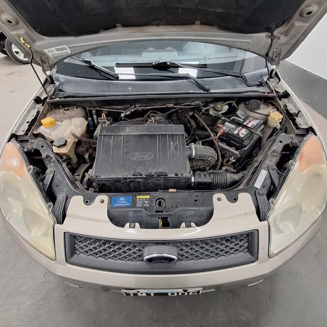 FORD FIESTA MAX 1.6L - 2010 - 193.000 KMS