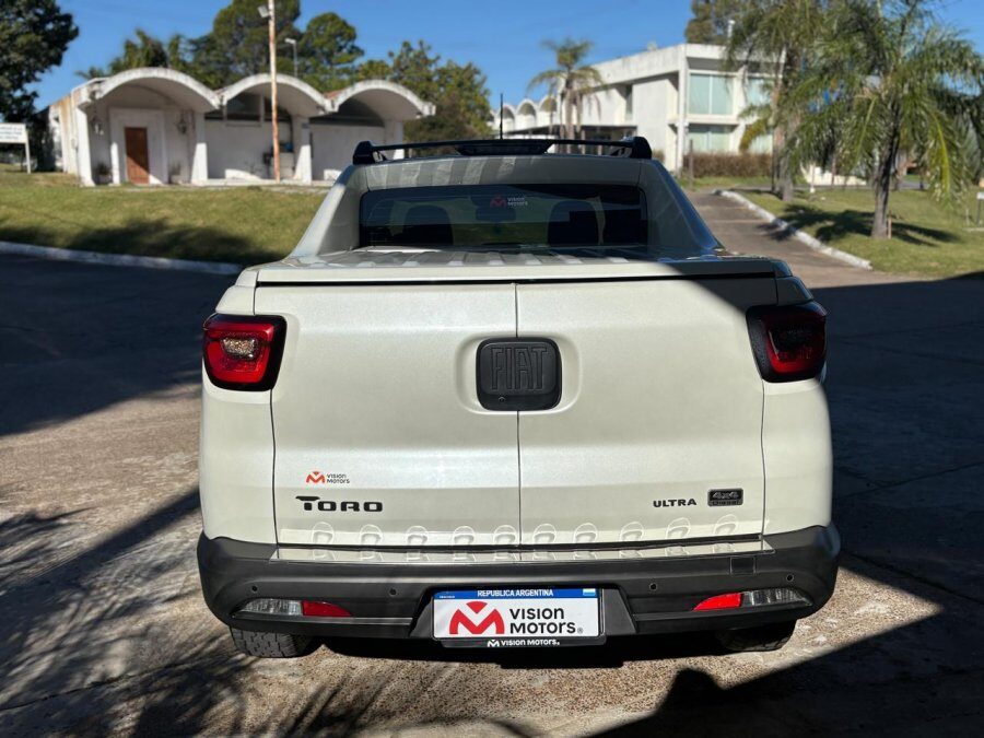 FIAT Toro Ultra 2.0 CD 4x4 AT