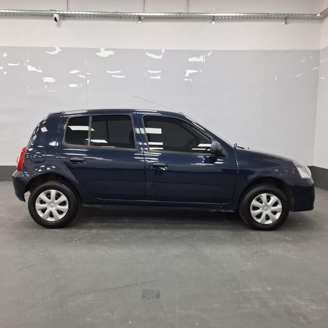RENAULT CLIO MIO CONFORT - 2015 - 179.000 KMS