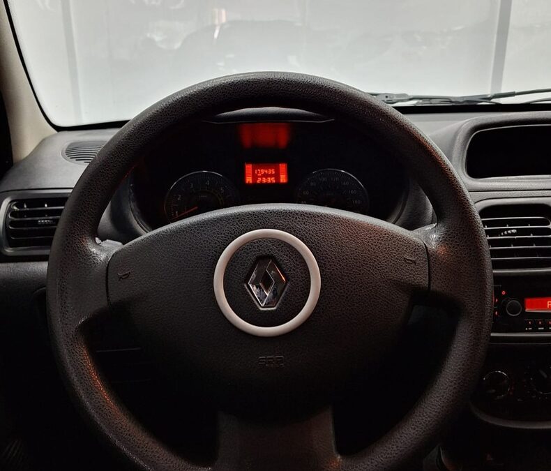 RENAULT CLIO MIO CONFORT - 2015 - 179.000 KMS