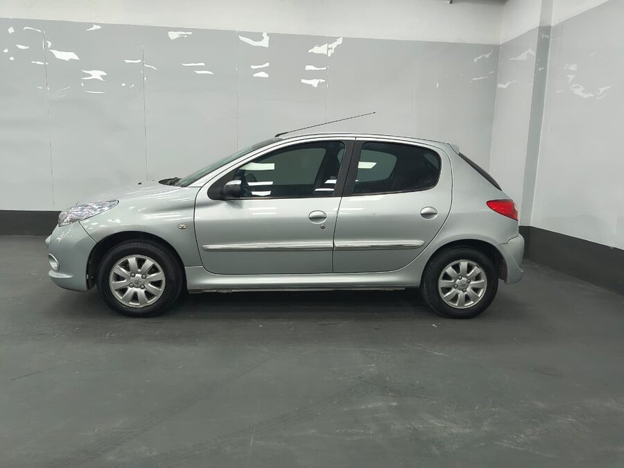 PEUGEOT 207 COMPACT - 2011 - 149.000 KMS