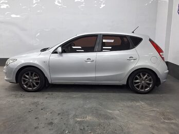 HYUNDAI I30 GLS SEG – 2012 – 136.000 KMS