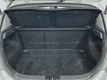 HYUNDAI I30 GLS SEG – 2012 – 136.000 KMS