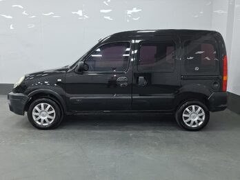 OPORTUNIDAD RENAULT KANGOO 2011