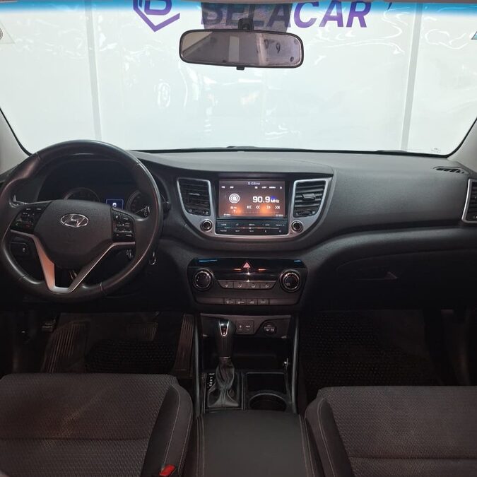 HYUNDAI TUCSON 2WD 2.0 – 2017 – 84.000 KMS