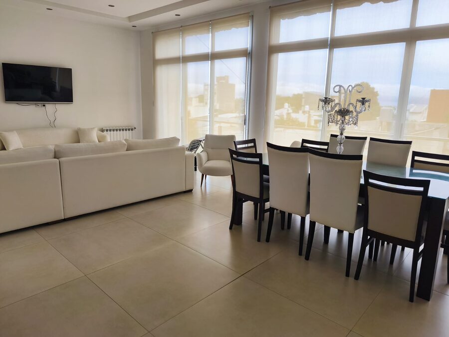 EN VENTA: PROPIEDAD EN ZONA PARQUE