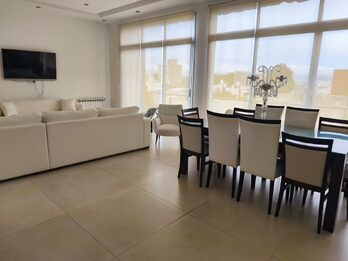 EN VENTA: PROPIEDAD EN ZONA PARQUE