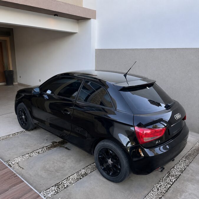 AUDI A1 1.2 T FSI ATTRACTION MANUAL - AÑO 2.012