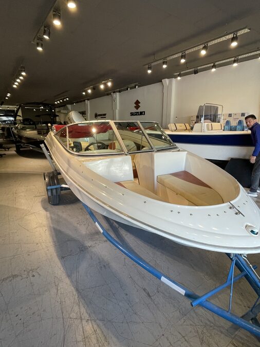 Lancha Canestrari 150 + 50hp honda 4t