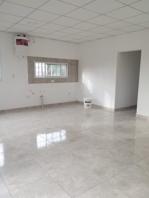 SE VENDE CASA EN COLONIA AVELLANEDA