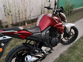Yamaha FZ 2018