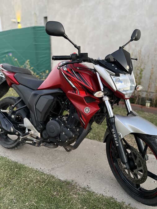 Yamaha FZ 2018