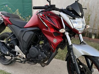 Yamaha FZ 2018