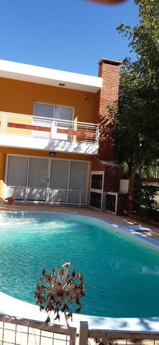 SE VENDE CASA EN  SAUCE MONTRULL