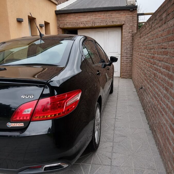 PEUGEOT 408 1.6 THP ALLURE PLUS - AÑO 2.017