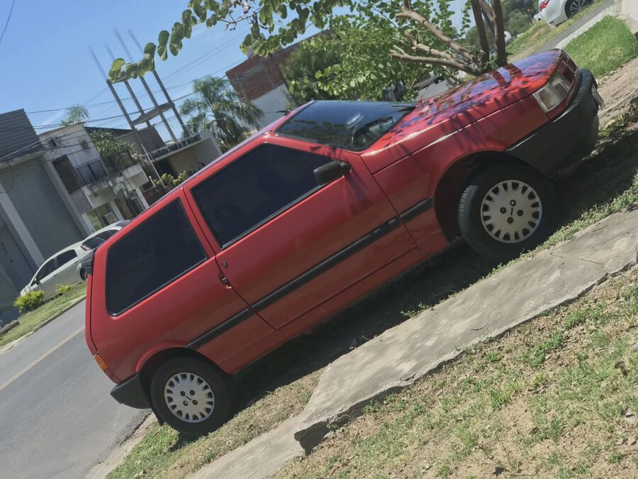 Aprovecha fiat uno original