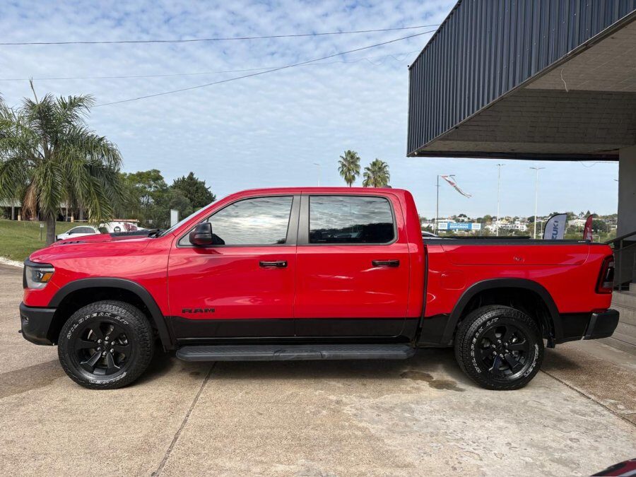 RAM 1500 5.7L V8 Rebel 4x4