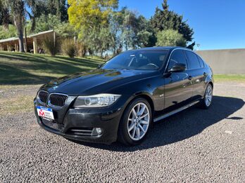 BMW  330I SEDAN EXECUTIVE. Recibo vehículo