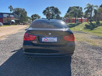 BMW  330I SEDAN EXECUTIVE. Recibo vehículo