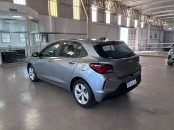 ONIX 1.0T LTZ AT - AÑO 2025 - 9.930KM