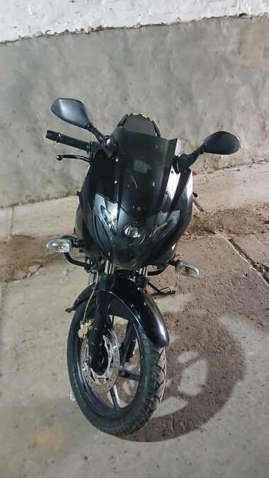 Rouser 220F