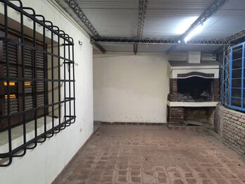 ALQUILER – AMPLIA CASA FAMILIAR 🏡
