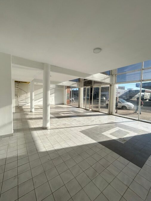 SE ALQUILA IMPORTANTE LOCAL COMERCIAL ✨🏢