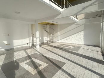 SE ALQUILA IMPORTANTE LOCAL COMERCIAL ✨🏢