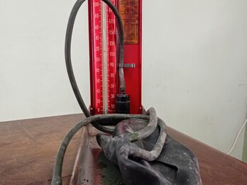 Tensiómetro Antiguo.