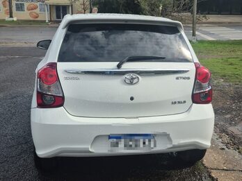 TOYOTA ETIOS XLS 2021 MANUAL